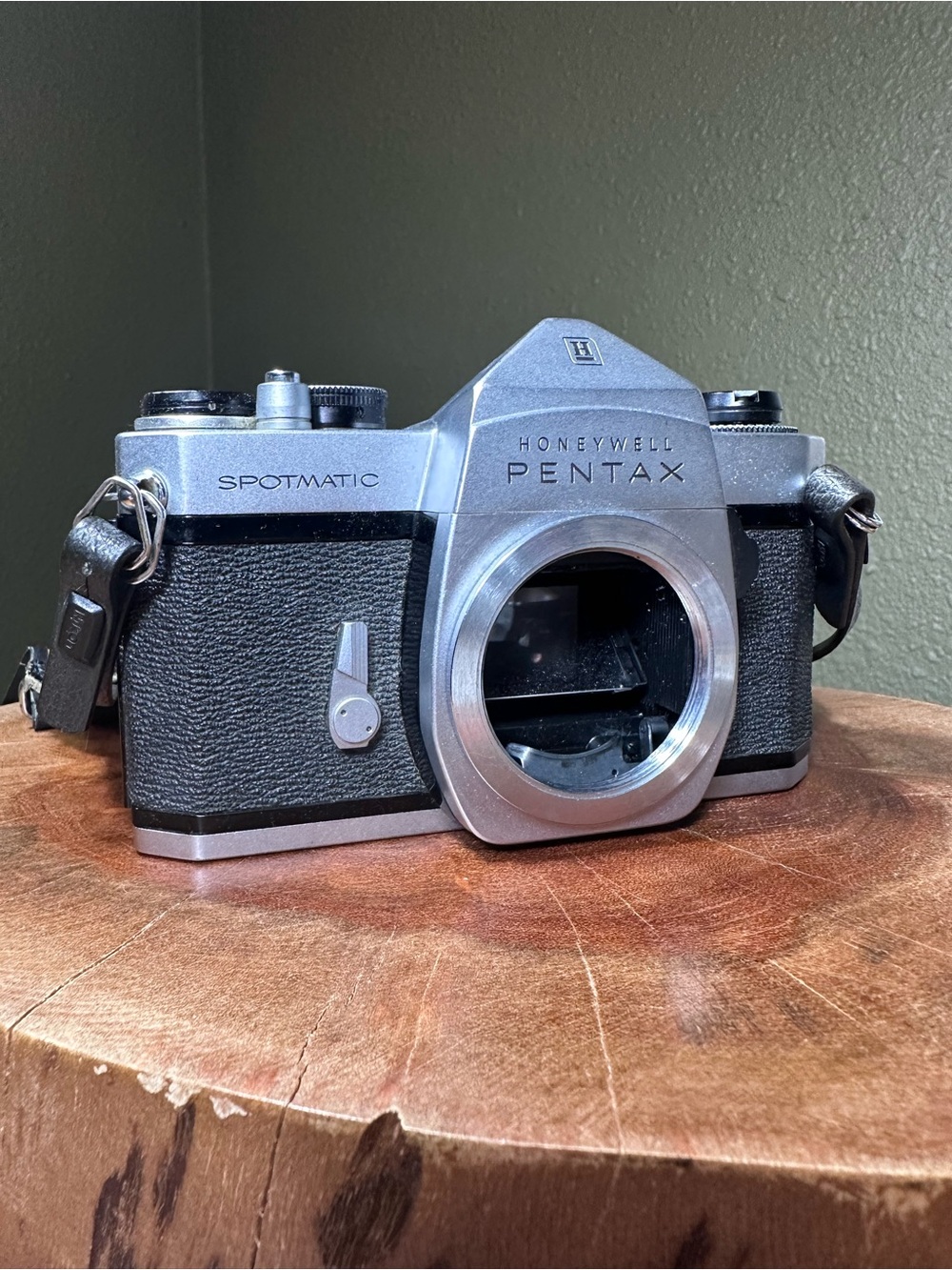Honeywell Pentax Spotmatic Vintage Film Camera Body for Parts, Display, Prop